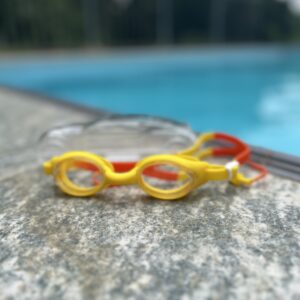 Clear goggles kids